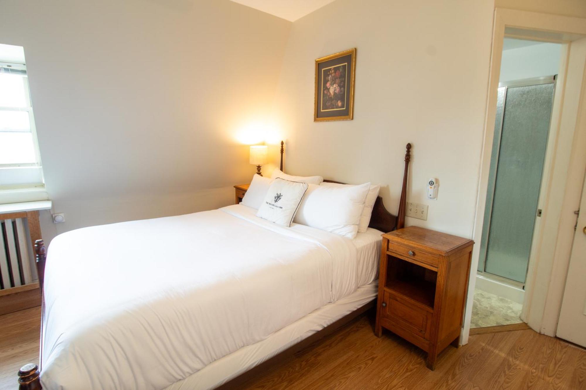 Hochelaga Inn Kingston Room photo