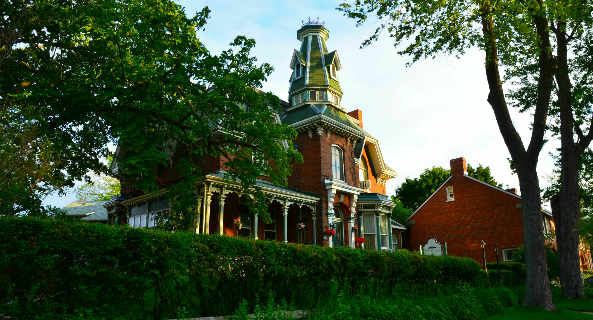 Hochelaga Inn Kingston Exterior photo